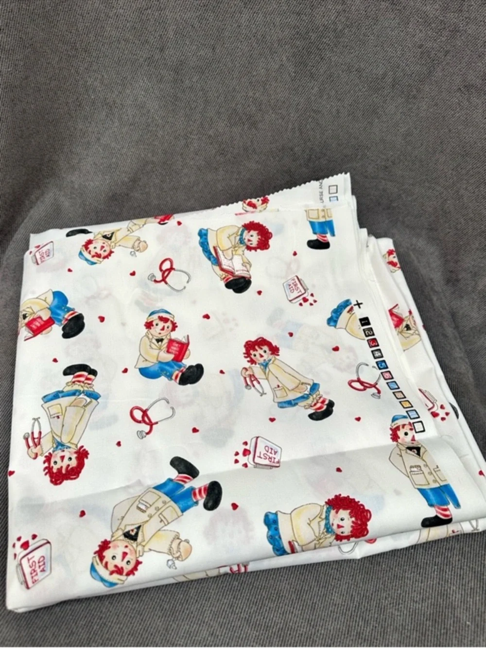 Daisy Kingdom Raggedy Ann & Andy Doctor Nurse Fabric 107x60